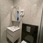 شقة Tlux