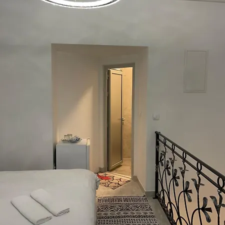 Tlux Apartment